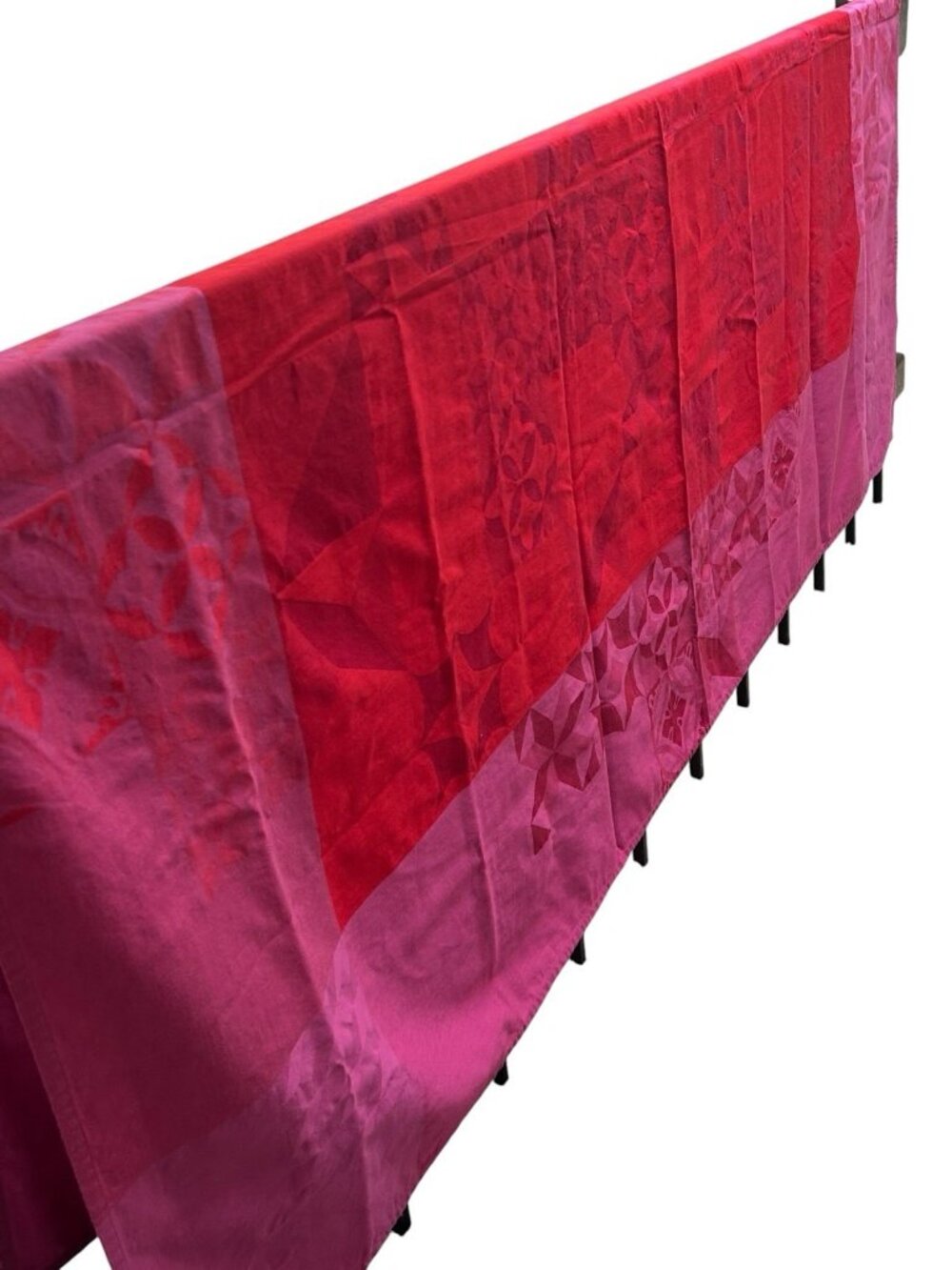 Le Jacquard Français 100% Cotton Tablecloth 68"x94" Fuchsia Red Geometric Design